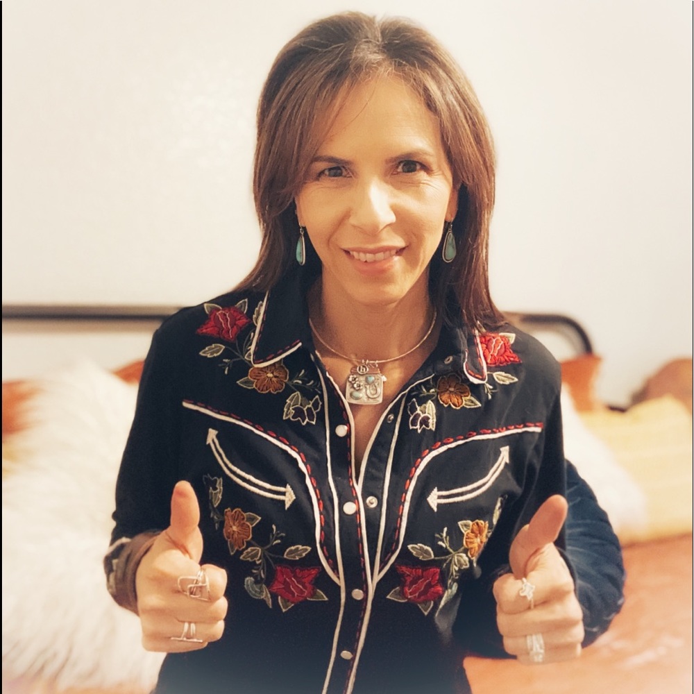 Meet your Posher, Gina